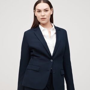 Women’s suit